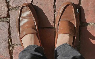 Luigi Mangione’s brown Loafers in Courtroom Fashion